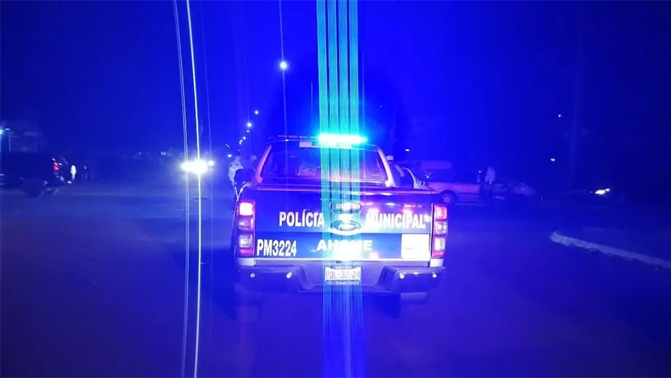 Riña deja a dos civiles baleados y dos tránsitos golpeados