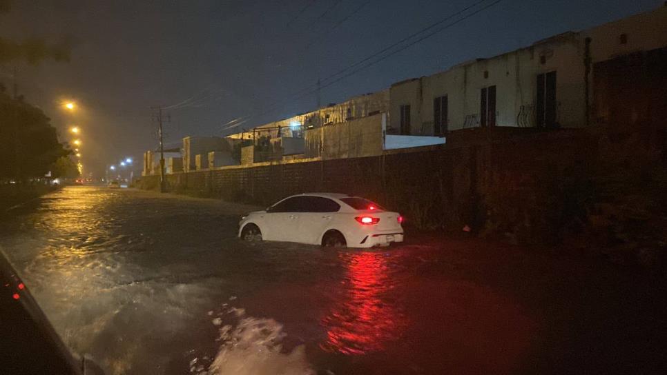 Lluvias en Mazatlán saldo blanco y una familia evacuada