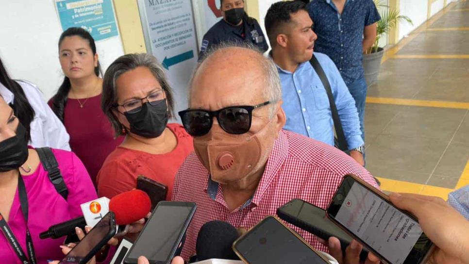 «Químico» Benítez asegura que sólo muerto o enfermo dejaría la Presidencia de Mazatlán