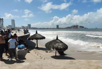 Arranca Mazatlán el fin de semana con sus playas cerradas