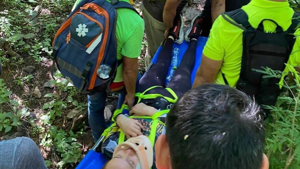 Mujer cae desde 6 metros de altura en las Cascadas de San Antonio