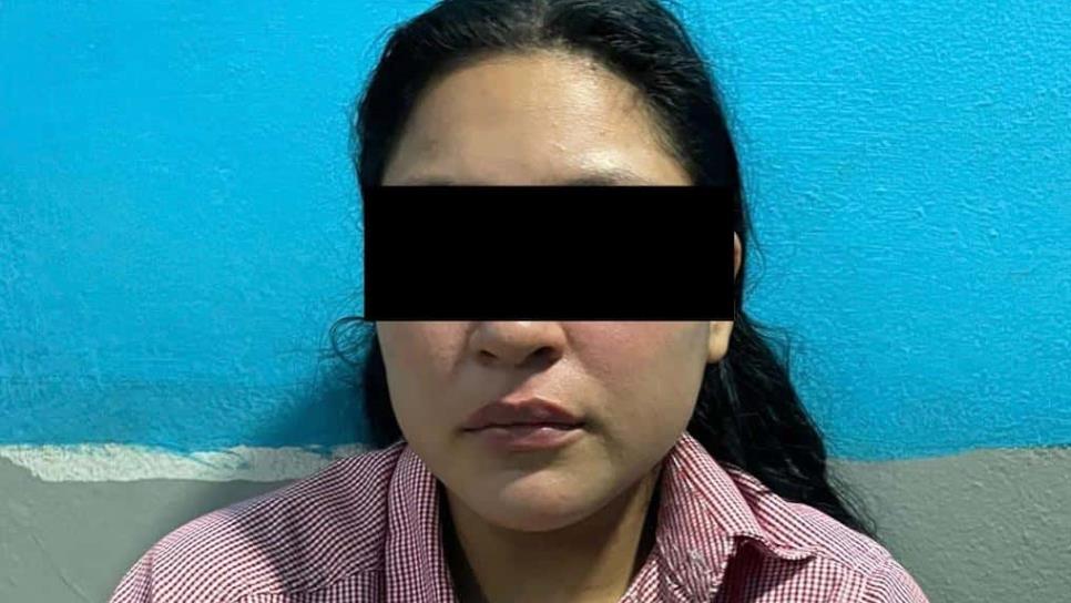 Mujer discute con su pareja y agrede con un cuchillo a su hijo