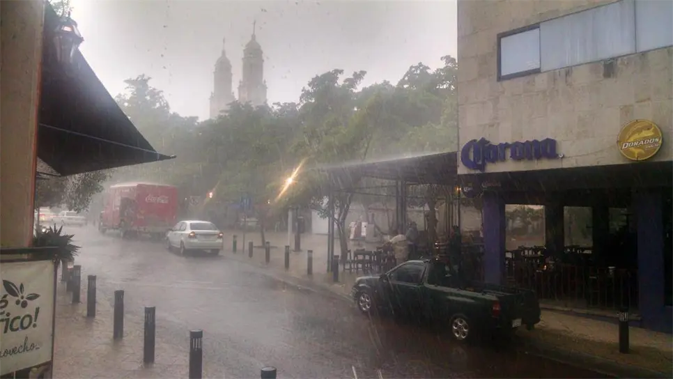Se prevén más lluvias en Sinaloa; en dos horas cayeron 75 mm en Culiacán