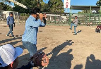 PIDS entrega rehabilitación de campo de béisbol en El Melón, Culiacán