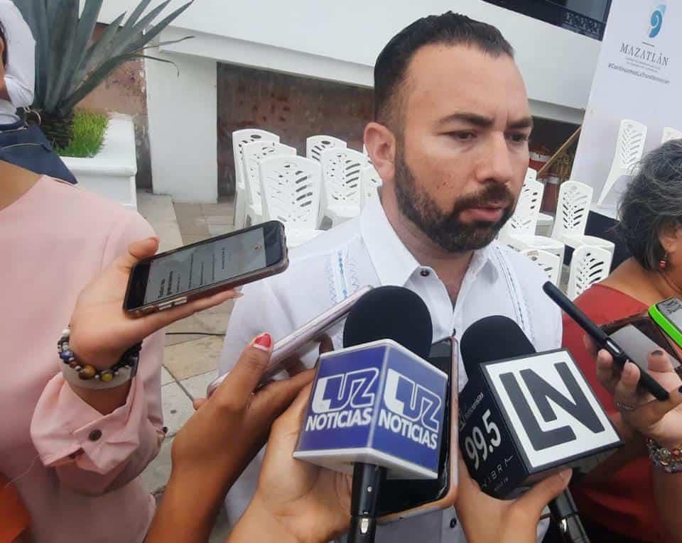 Director de Cultura de Mazatlán niega gastos excesivos