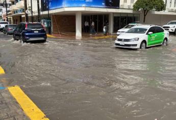 «Químico» pide a Dios que ya no llueva; asegura que no duerme porque Mazatlán se inunda