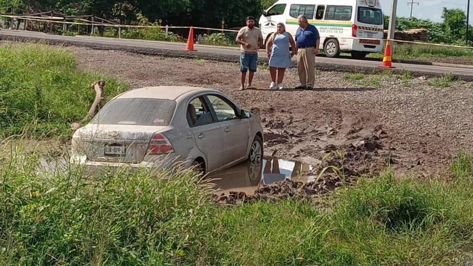 Muere mujer en volcadura sobre la autopista Culiacán-Mazatlán