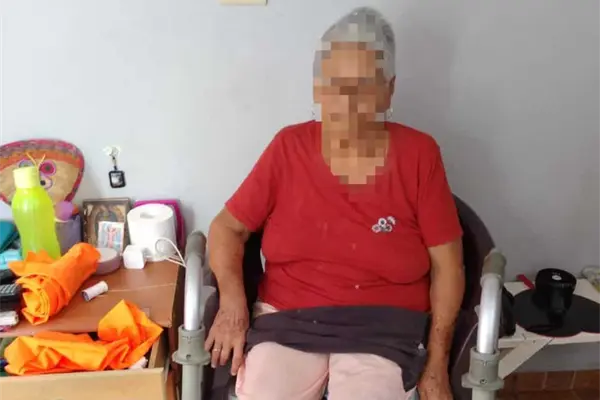 Se quedan hasta 10 horas diarias sin luz en colonia de Culiacán Se quedan hasta 10 horas diarias sin luz en colonia de Culiacán