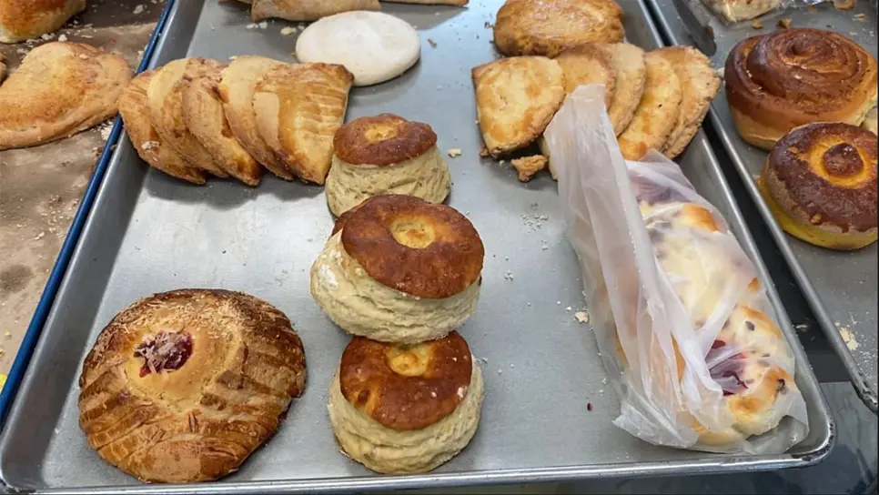 El clima lo amerita: vendedores de pan reportan buenas ventas por lluvias