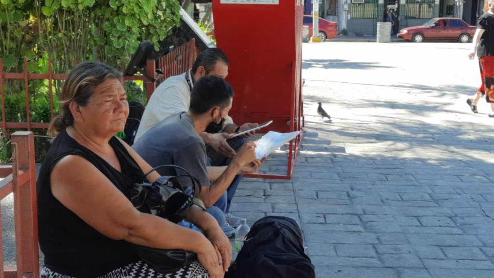 «Todos están sonriendo y enseñando los dientes», dice «El Químico» al respaldar la eliminación del cubrebocas