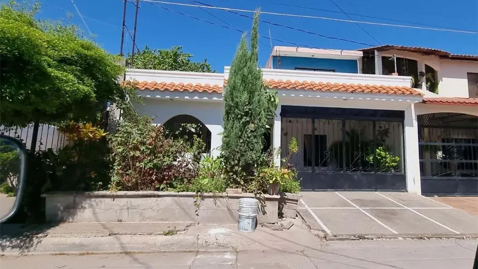 Le ponen el dedo a trabajador del Ayuntamiento que almacena y vende gasolina