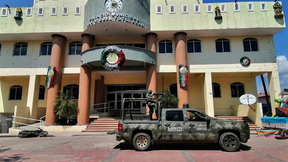 Suben a 20 los muertos por masacre y ataque a alcalde en el sur de México
