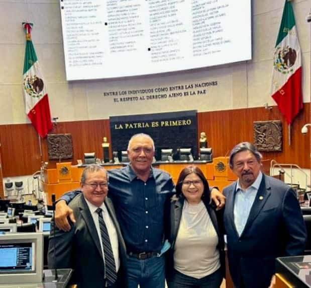 Alcalde de El Fuerte visitó el Senado y celebró reforma en materia de seguridad