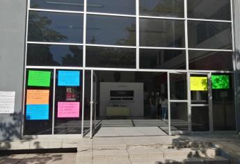 Bloquean salida de emergencia en CONAGUA; trabajadores para labores