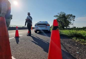 Hombre intentaba cruzar la México 15 y lo mata un carro