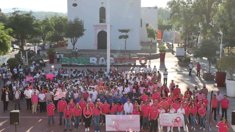 Cientos de personas realizan marcha contra el Cáncer de Mama en Badiraguato