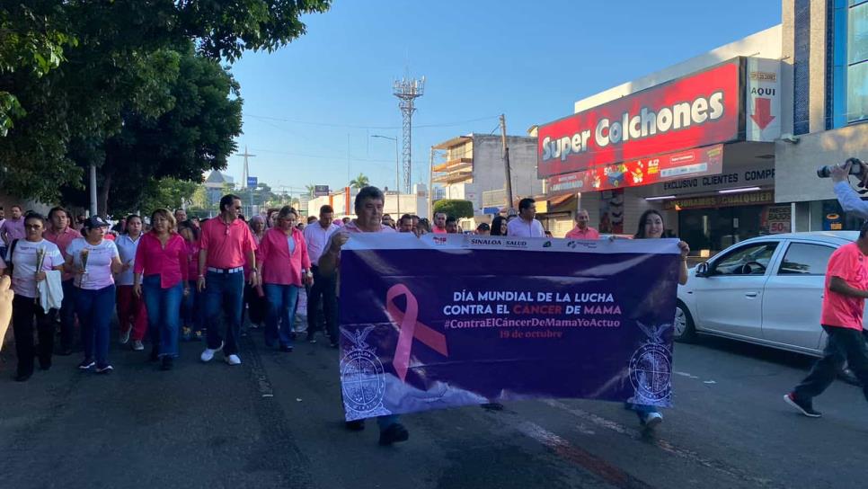 Con caminata conmemoran el Día Internacional de la Lucha contra el Cáncer de Mama en Culiacán