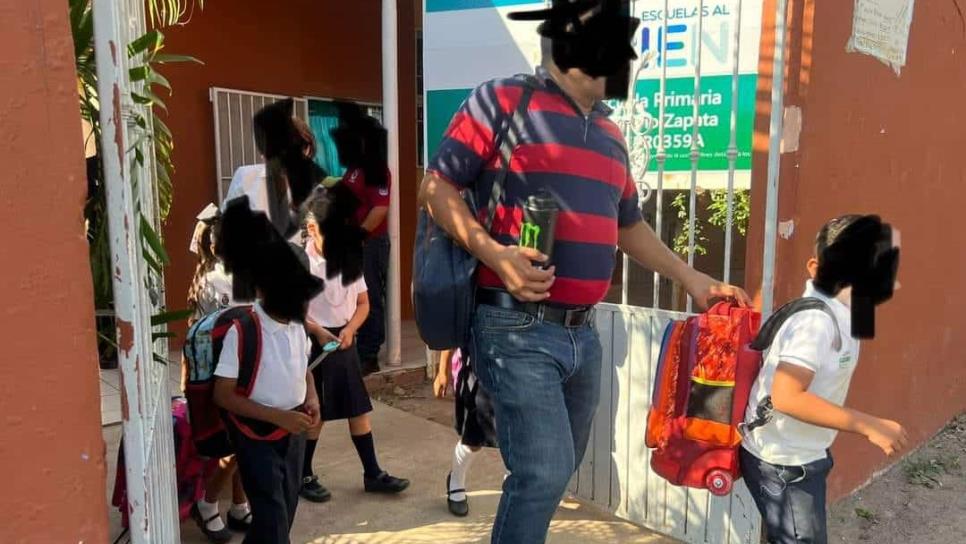 Evacúan a casi 70 alumnos de primaria en El Vainillo por ataque de abejas