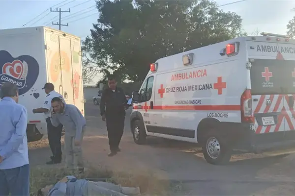 Mujer termina lesionada al ser embestida en una moto en el Campo 35 Mujer termina lesionada al ser embestida en una moto en el Campo 35