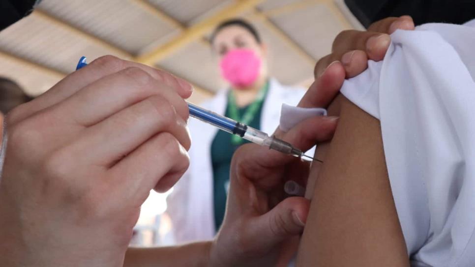 Arranca aplicación de vacuna antiCovid en escuelas de Ahome