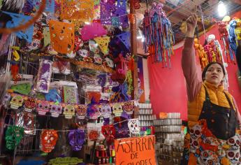 El tradicional altar de Día de Muertos de México resiente la inflación