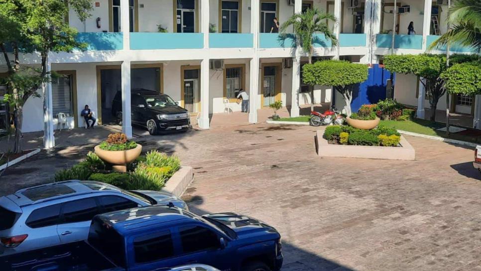 En el Gobierno de Mazatlán hay 150 vehículos que están «perdidos»; alcalde anuncia investigación