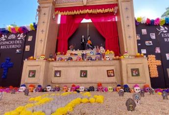 Con altar monumental, Badiraguato conmemora el Día de Muertos