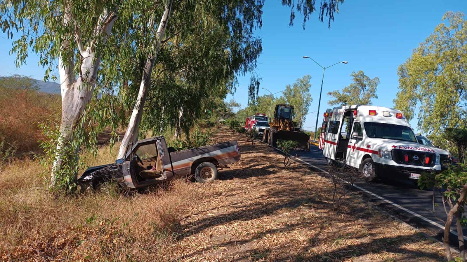 Anciano se impacta contra una máquina en Mocorito