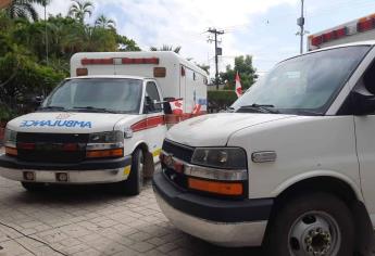 Entregan nuevas ambulancias a bomberos de Mazatlán