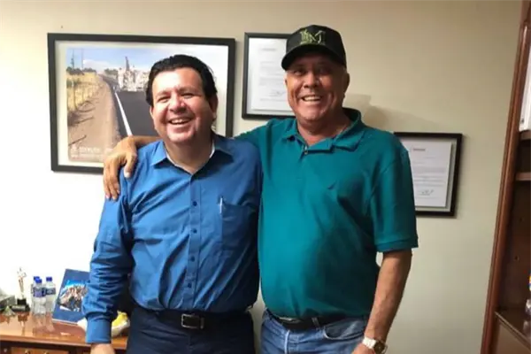 Alcalde Gildardo Leyva Ortega entregó proyectos de obra pública para el ejercicio 2023 Alcalde Gildardo Leyva Ortega entregó proyectos de obra pública para el ejercicio 2023