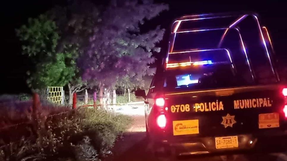 Encobijado y asesinado a balazos hallan a un hombre en el ejido 7 Gotas, en Culiacán