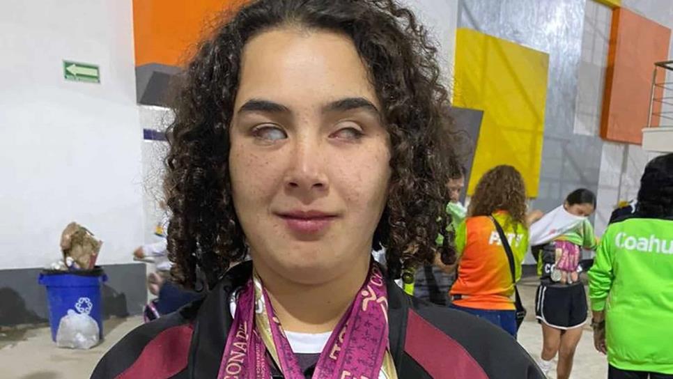 Mazatleca Claudia Aguirre gana su tercer oro en Paranatación Mazatleca Claudia Aguirre gana su tercer oro en Paranatación