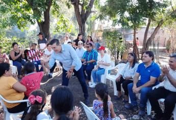 Alcalde de Mazatlán se compromete a mejor servicios de Caleritas y Aguaje de Costilla