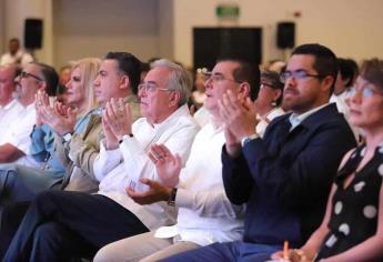 Rocha respalda al alcalde Édgar González; lo apoyará para sacar adelante a Mazatlán