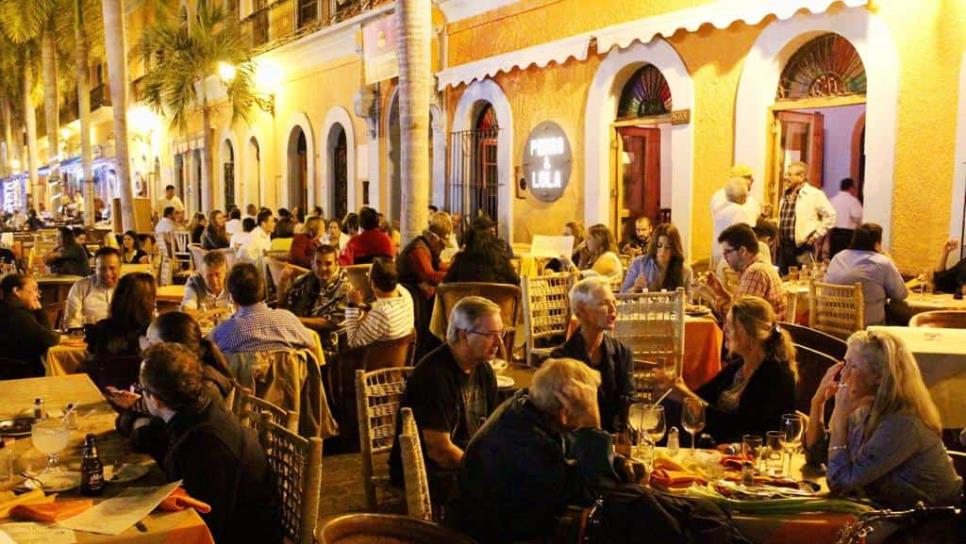 Restaurantes de Mazatlán abrirán desde temprano por partidos del Mundial