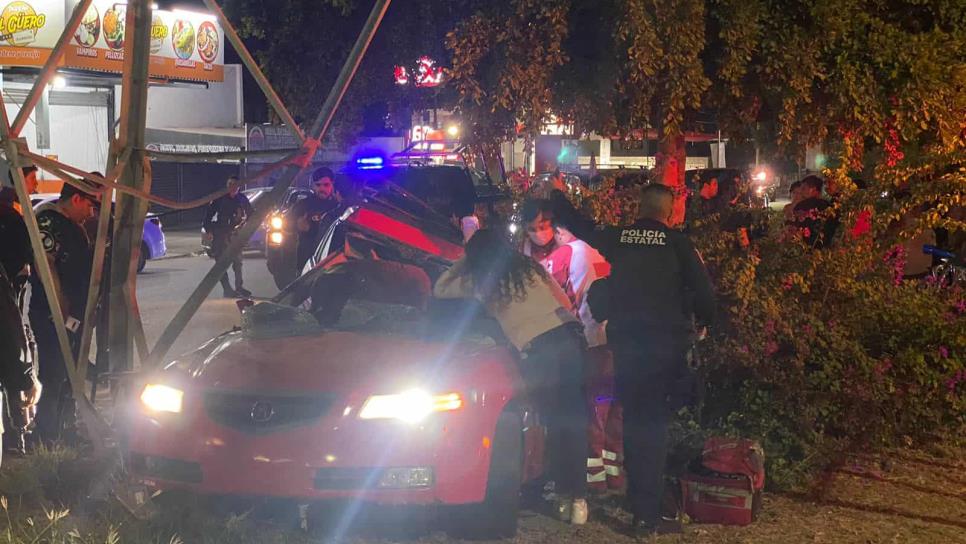 Conductor queda grave tras accidente en Culiacán