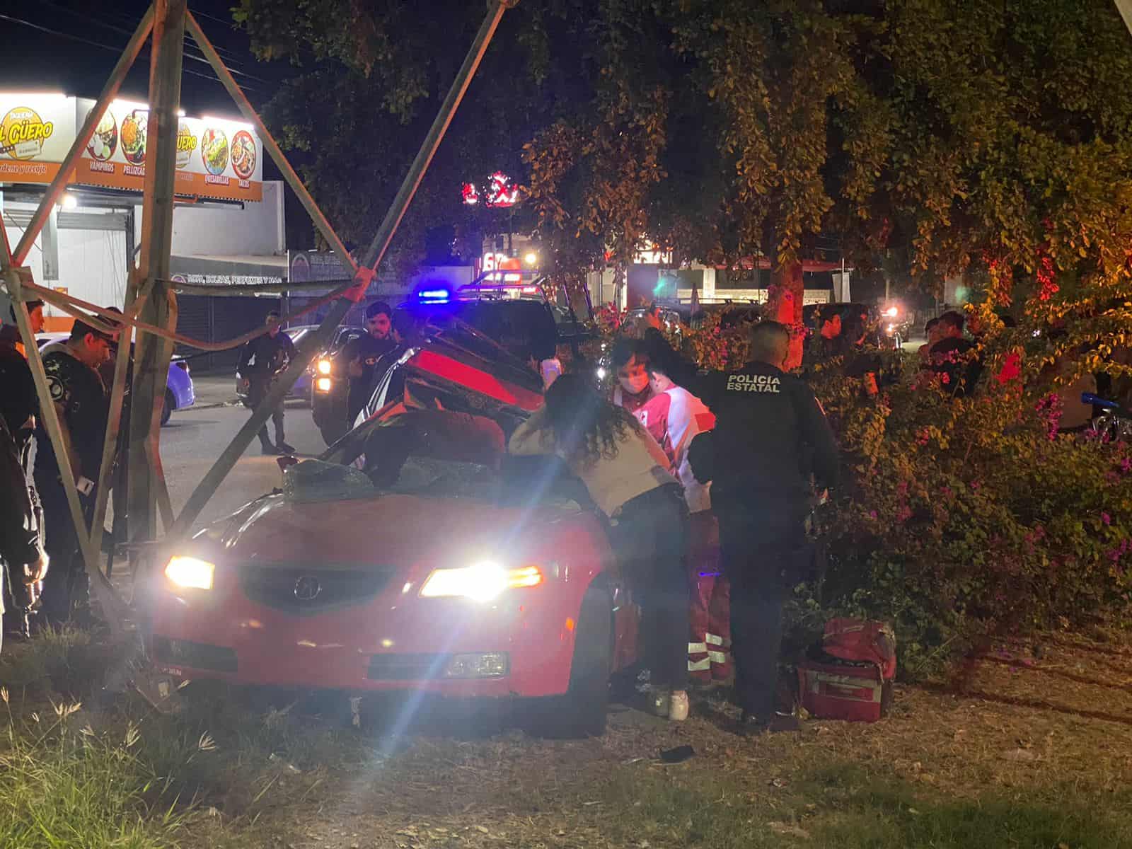 Conductor queda grave tras accidente en Culiacán