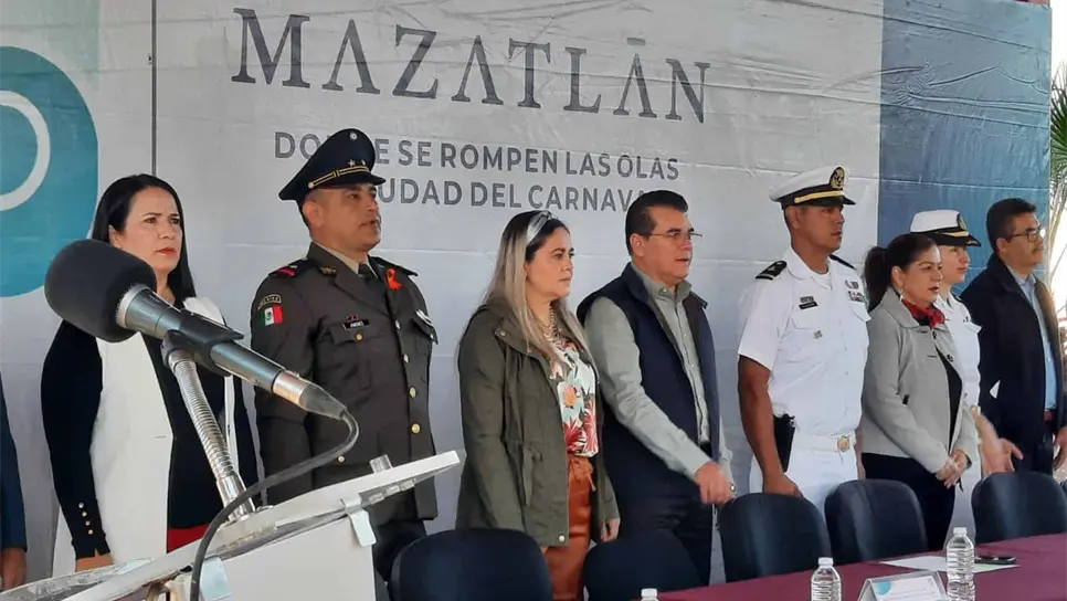 Édgar González se compromete en mejorar el sector educativo