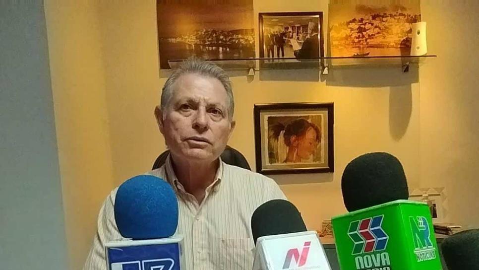 Funcionarios que asistieron a marcha de AMLO solicitaron permiso sin goce de sueldo: Genaro García