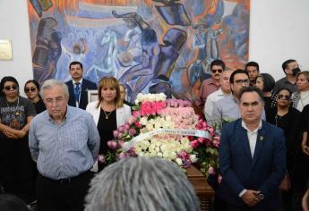 Rinden homenaje a «Chayito» Quiñónez, defensora de los derechos universitarios