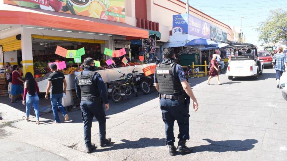 Sujetos armados despojan de 2.6 millones de pesos a un hombre al salir de banco en Mazatlán