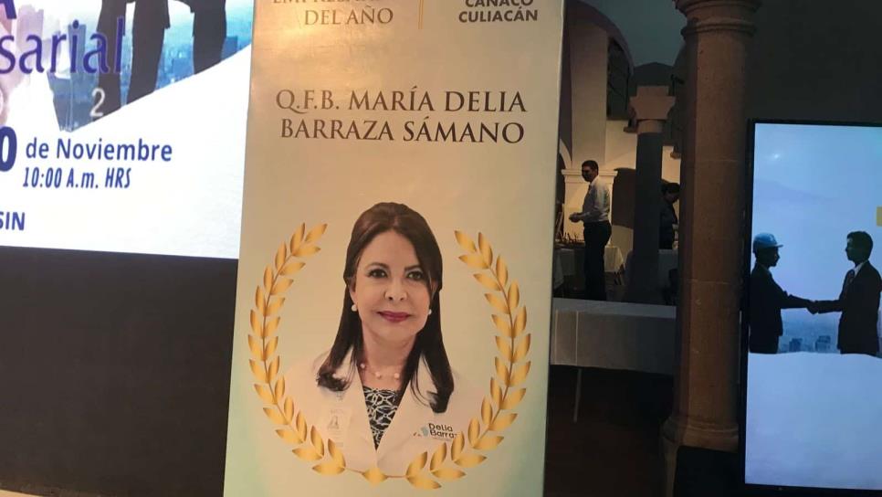 Galardonan a Delia Barraza cómo Empresaria del Año 2022
