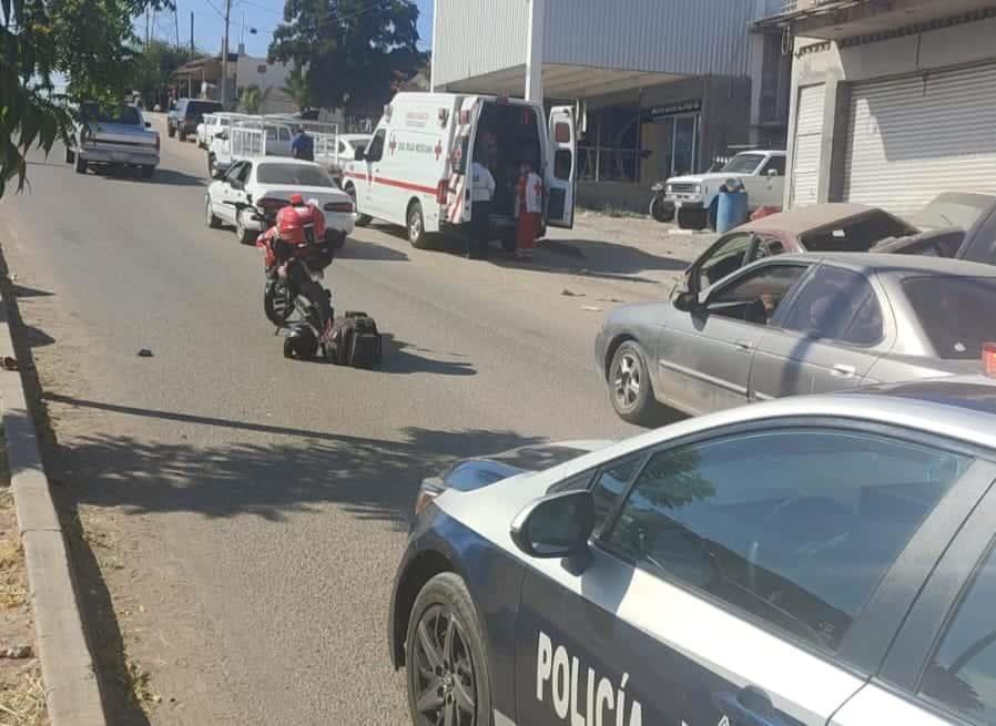 Automovilista arrolla a motociclista y se da a la fuga, en sector sur de Culiacán