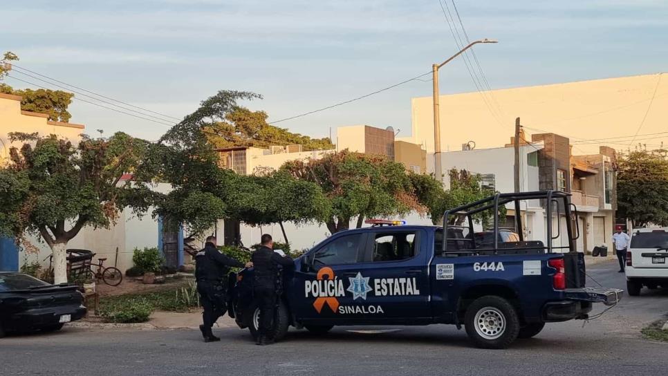 Asesinan a balazos a un hombre afuera de un domicilio de Villas del Río, en Culiacán