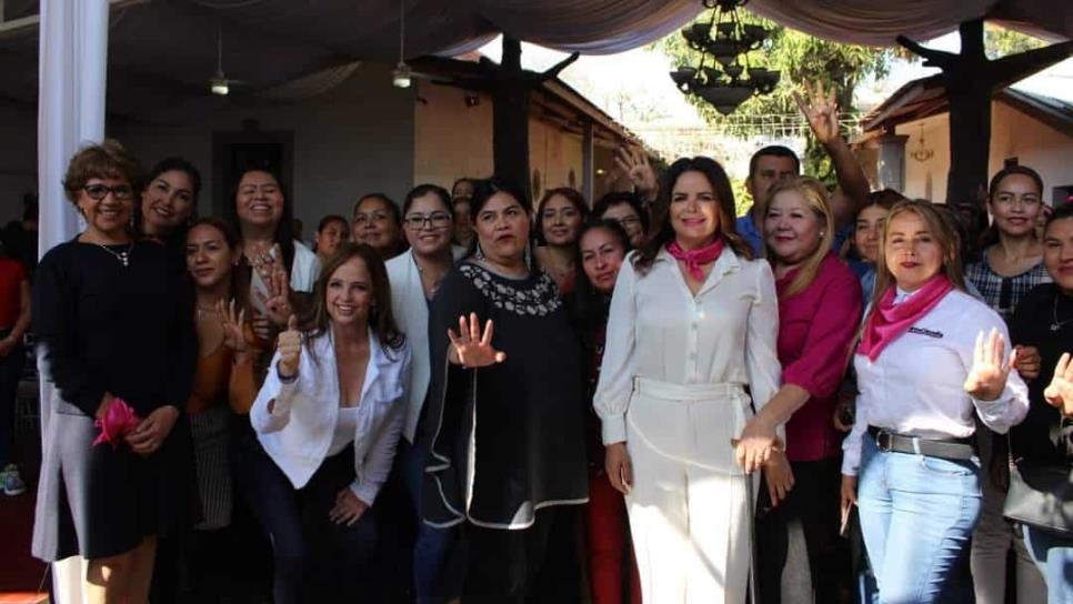 Mujeres se reúnen en Mazatlán para apoyar a Claudia Sheinbaum