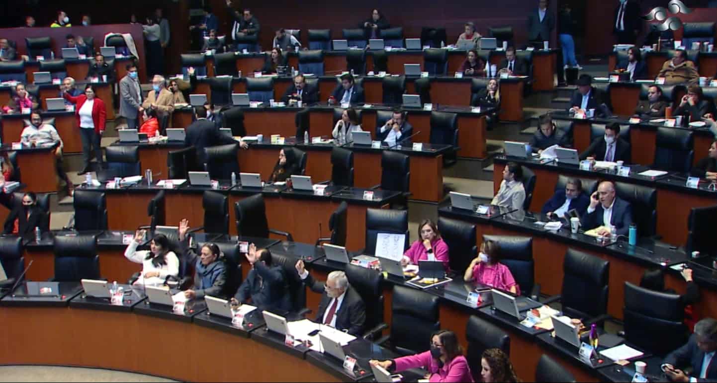 Senado aprueba Plan «B» de la Reforma Electoral; Monreal vota en contra