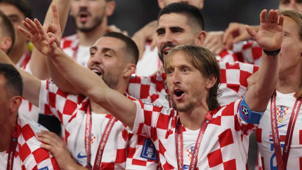 Croacia recibe el bronce en el estadio Internacional Jalifa