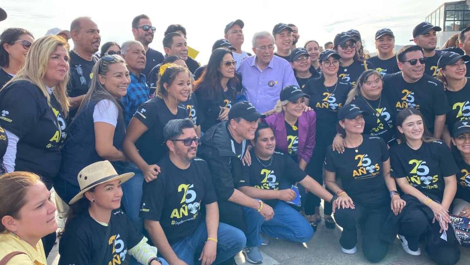 Con desfile carnavalero, Mazatlán se hace presente en el Teletón