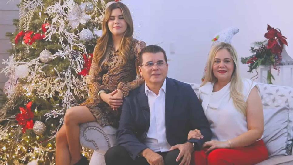 Junto con su familia, Alcalde de Mazatlán envía su mensaje Navideño