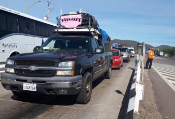 Miles de paisanos arriban o transitan por Sinaloa.